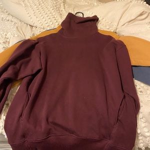 Turtle neck sweatshirt